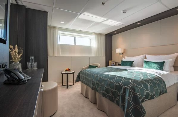Amadeus River Cruises CARA C-1 c-4 1.png